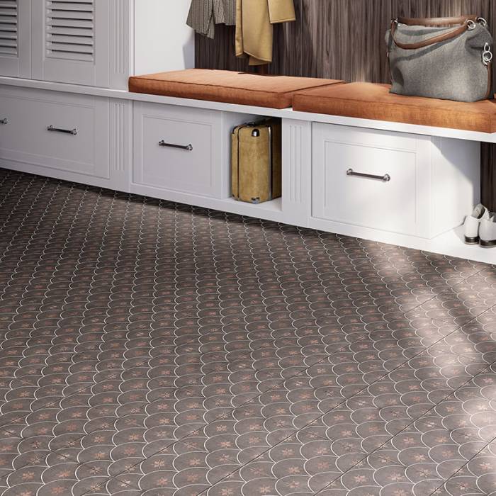 GLAMOUR BROWN 20x20